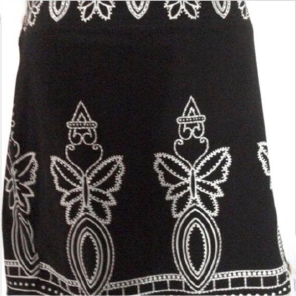 🍃 Basil Black & White Beaded Skirt - Picture 2 of 2